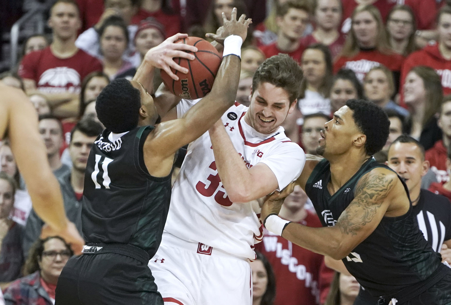 Badgers 88, Phoenix 70